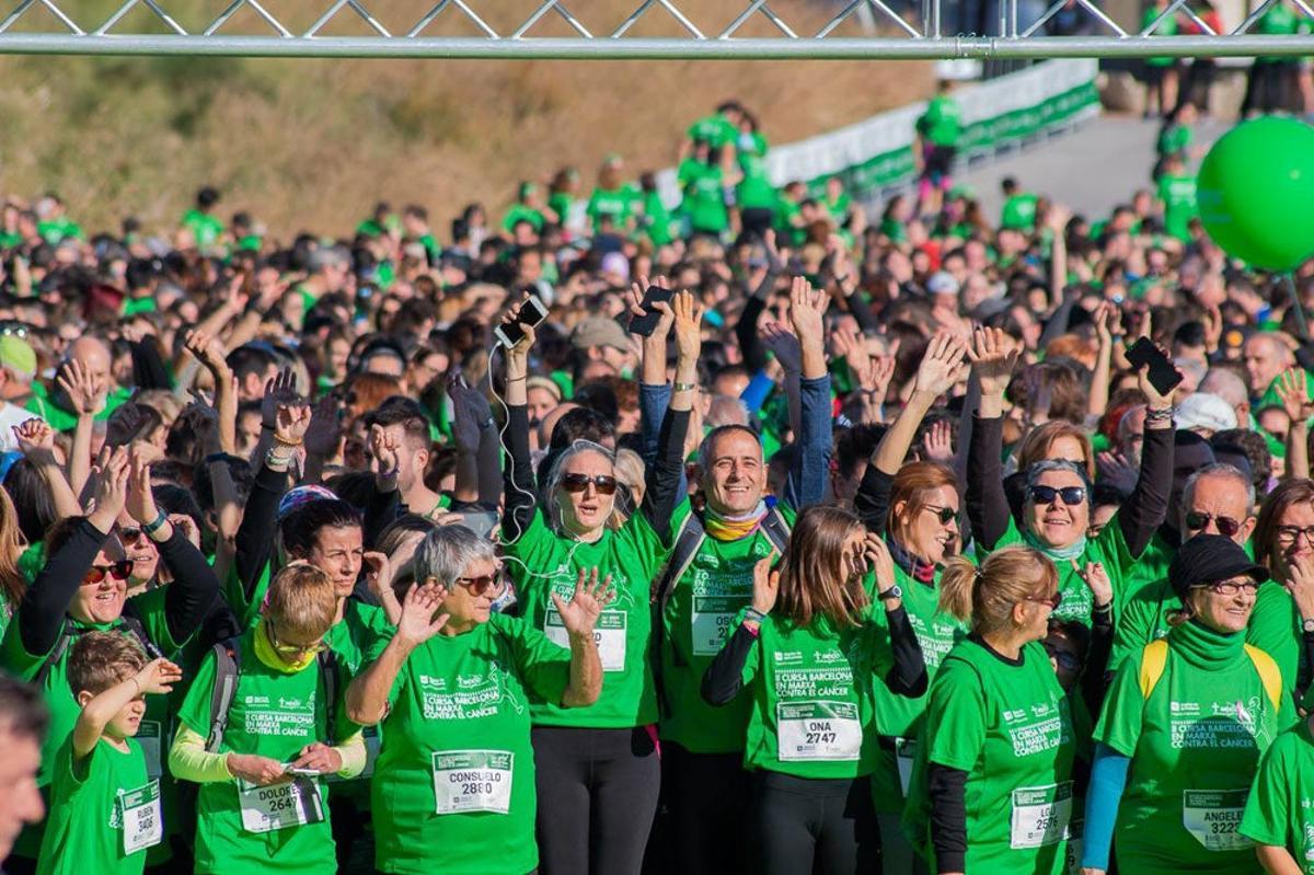 Corredores de la II edición de la 'Carrera AECC contra el cáncer' en Barcelona.