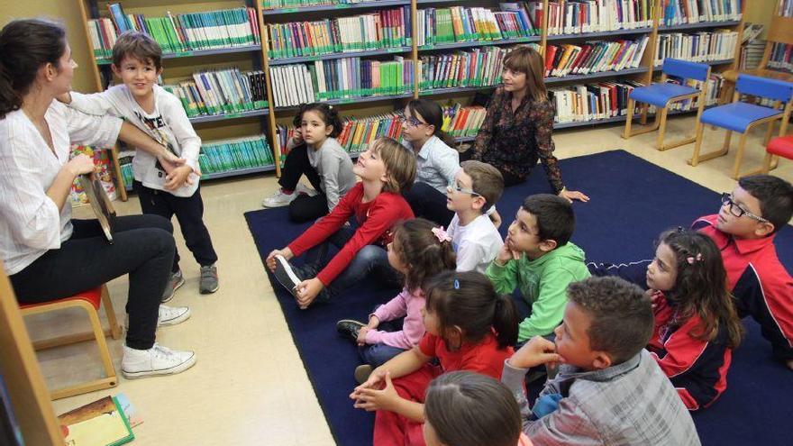 Cuentos en inglés en la Biblioteca de Candelaria