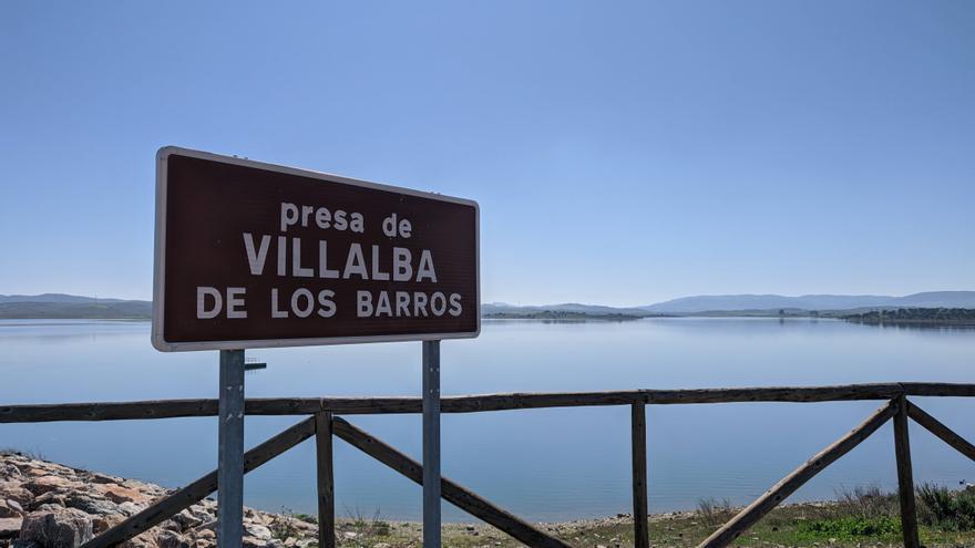 La Plataforma contra la Contaminación de Almendralejo reclama el agua de la presa de Villalba para el consumo