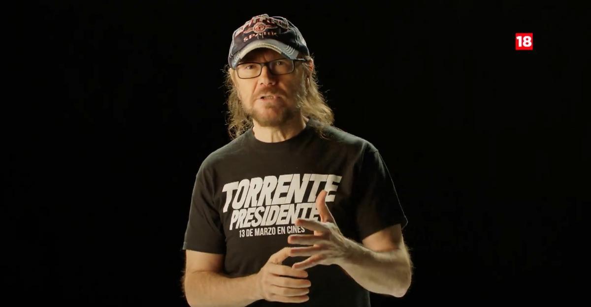Santiago Segura, en uno de los vídeos promocionales de 'Torrente presidente'