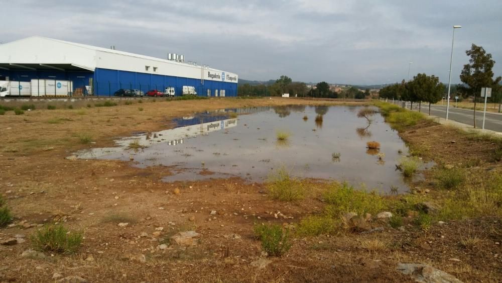 Parcel.la inundada polígon de Corçà