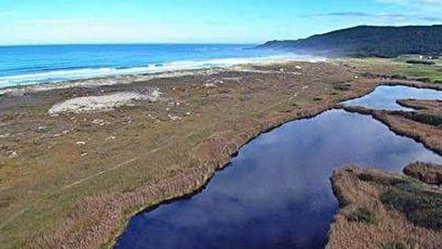 L&#039;Espai Natural de Traba: la llacuna del mar