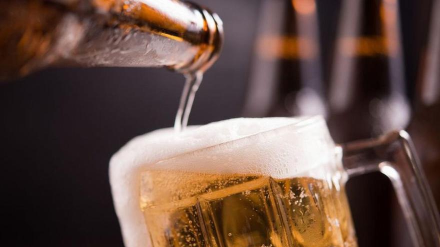 Si us adoneu d&#039;això en obrir una cervesa, llença-la immediatament