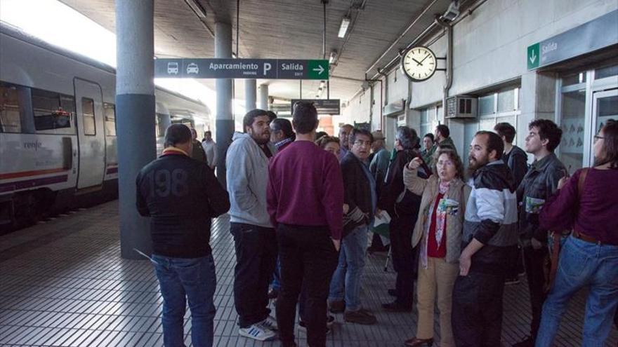 Renfe reduce en 52 minutos el tiempo de viaje del enlace Barcelona-Badajoz