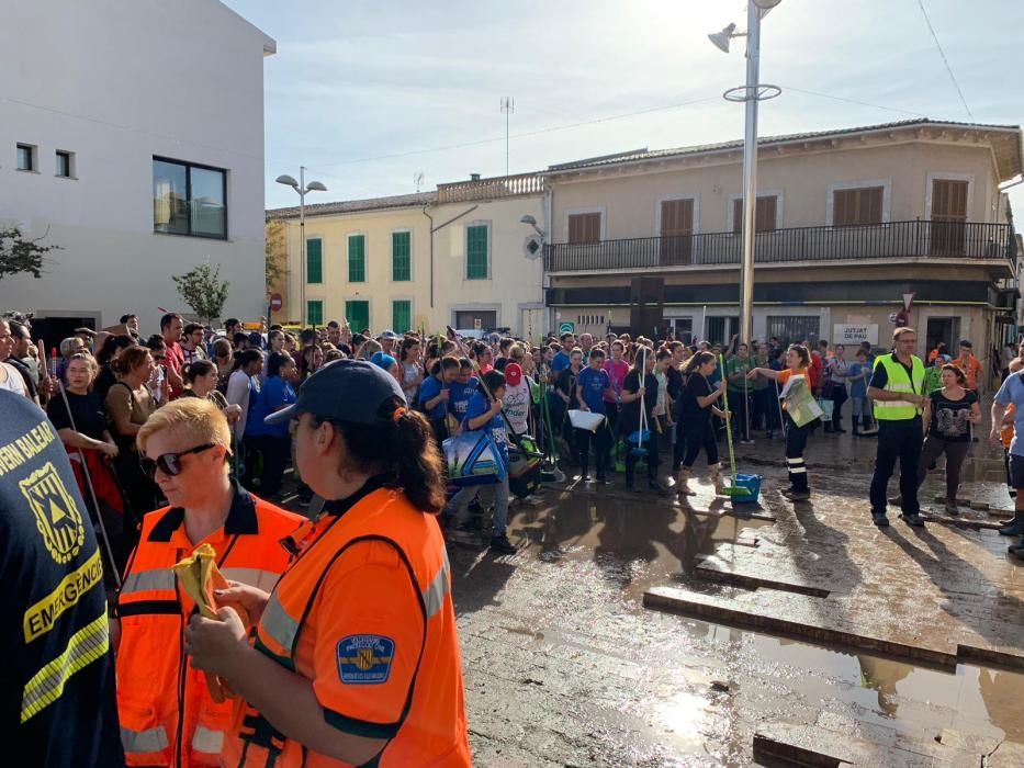 Die halbe Insel packt in Sant Llorenç mit an