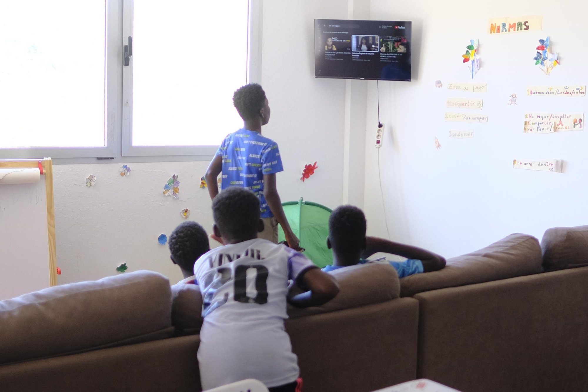 Menores migrantes acogidos en Artenara
