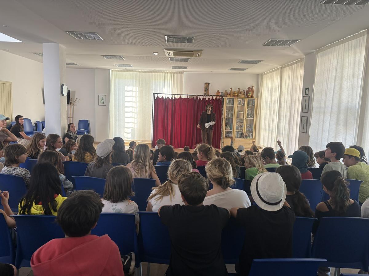 Sesión de teatro con Monma