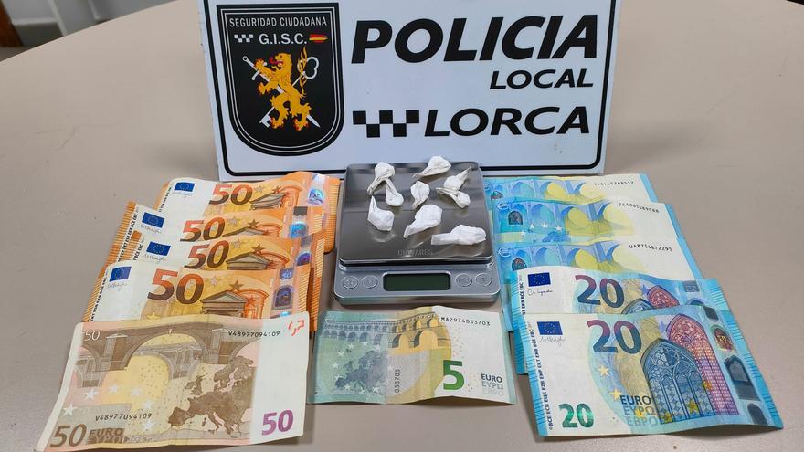 Detenido en Lorca por llevar ocho papelinas de cocaína en su ropa interior