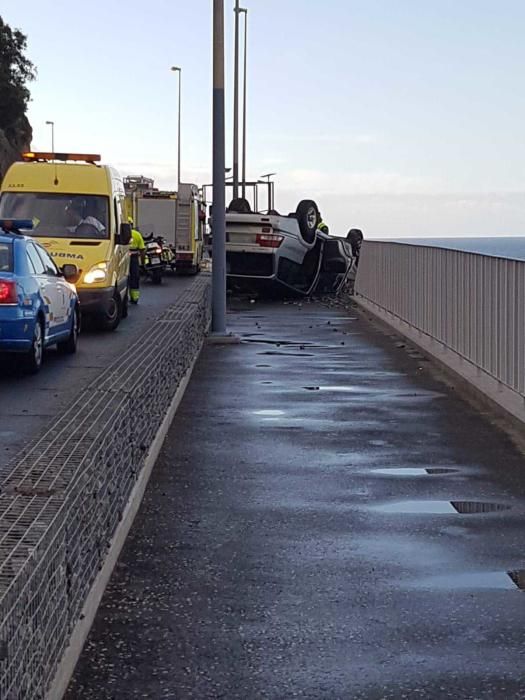 Aparatoso accidente entre Patalavaca y Arguineguín