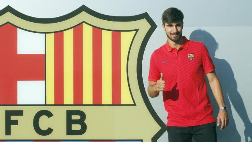 André Gomes pasa el reconocimiento médico con el Barça