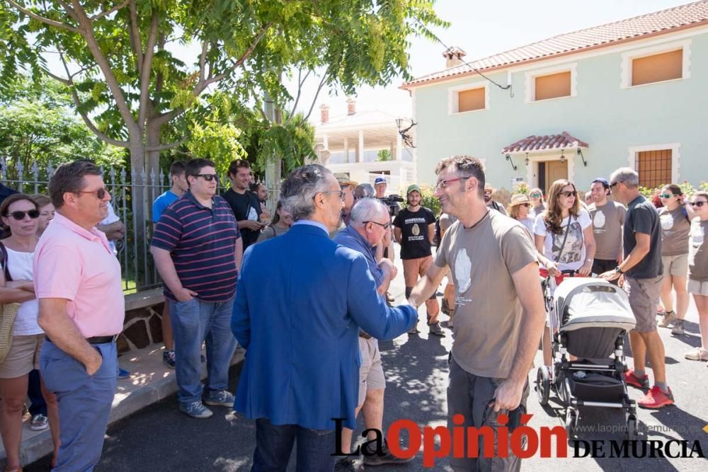 Calle al profesor Walker en la pedanía caravaqueña