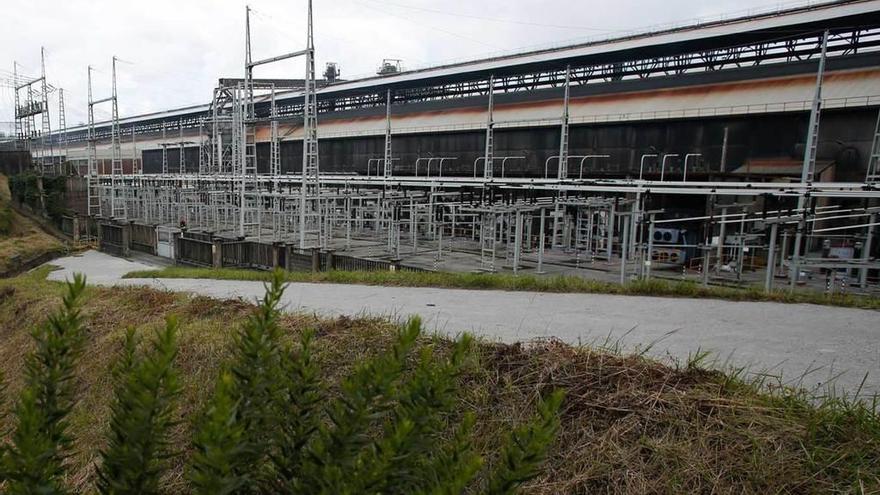 La subestación eléctrica de Alcoa, en Avilés.