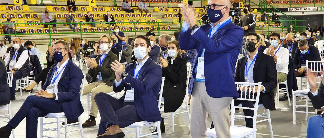 Alberto Núñez Feijóo y Teodoro García Egea, arroparon a Manuel Baltar en el 18 Congreso provincial celebrado ayer. |   // FERNANDO CASANOVA