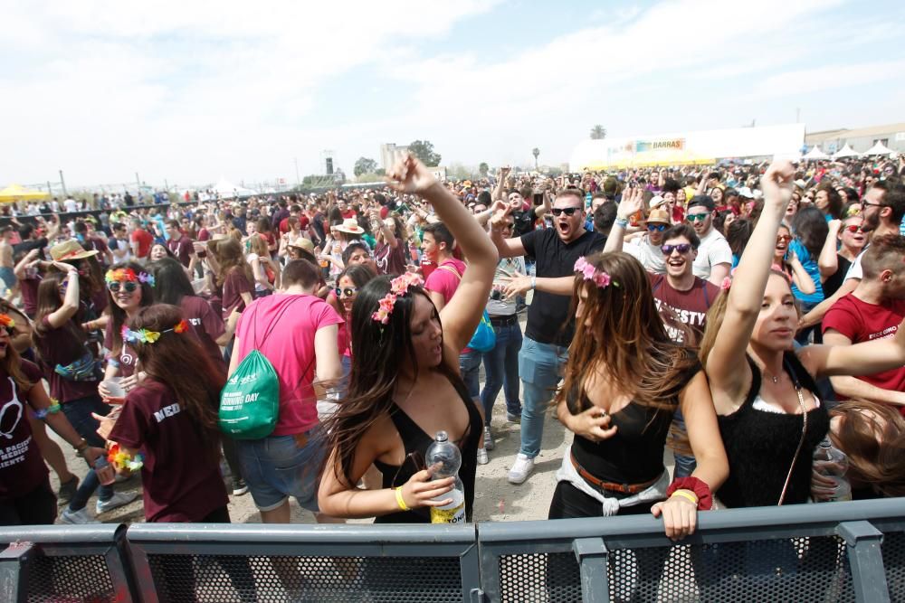 Llenazo en la macrofiesta universitaria en La Punta