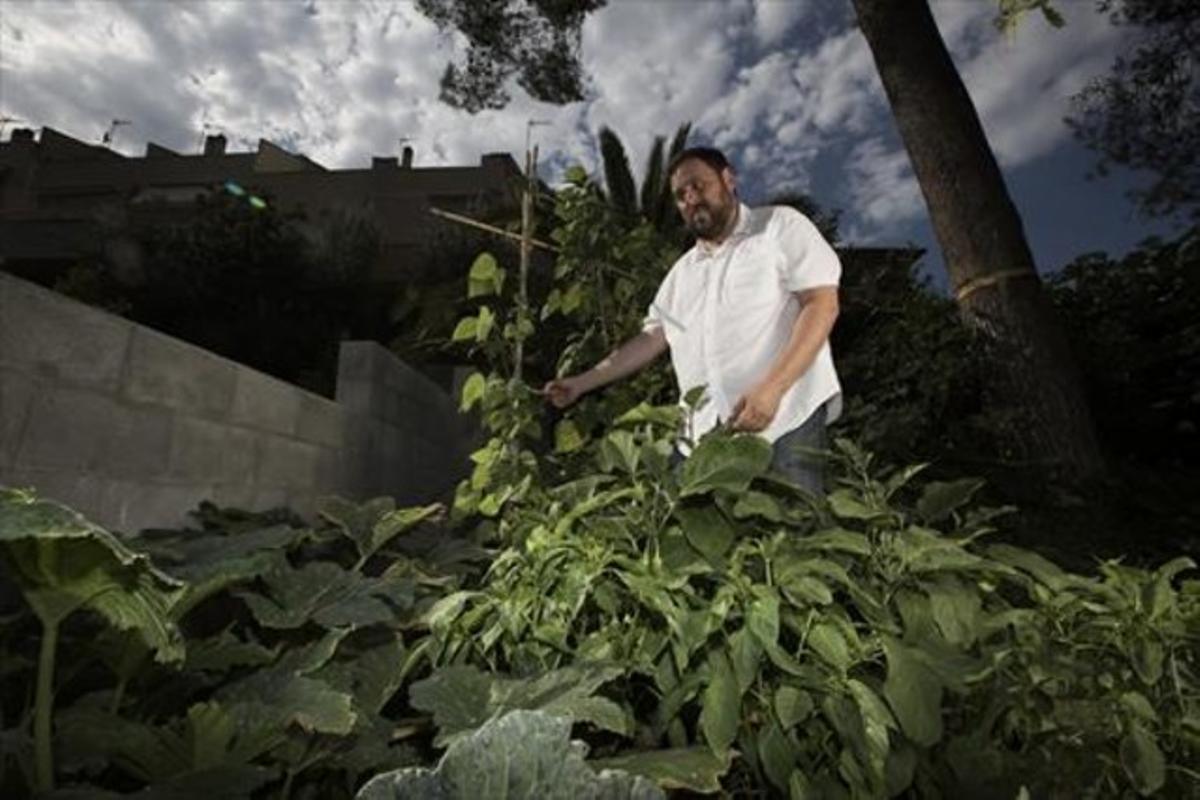 Oriol Junqueras en Sant Vicenç dels Horts, su lugar predilecto de descanso.