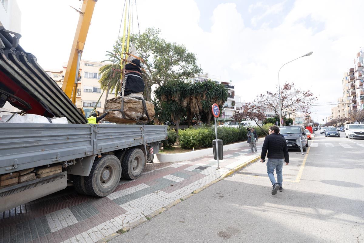 Galería: Todas las imagenes del traslado de la pagesa de Ibzia a su nueva ubicación
