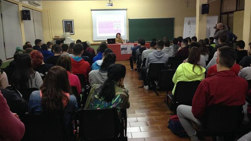 Una de las jornadas en Adhex para sensibilizar sobre violencia de género.