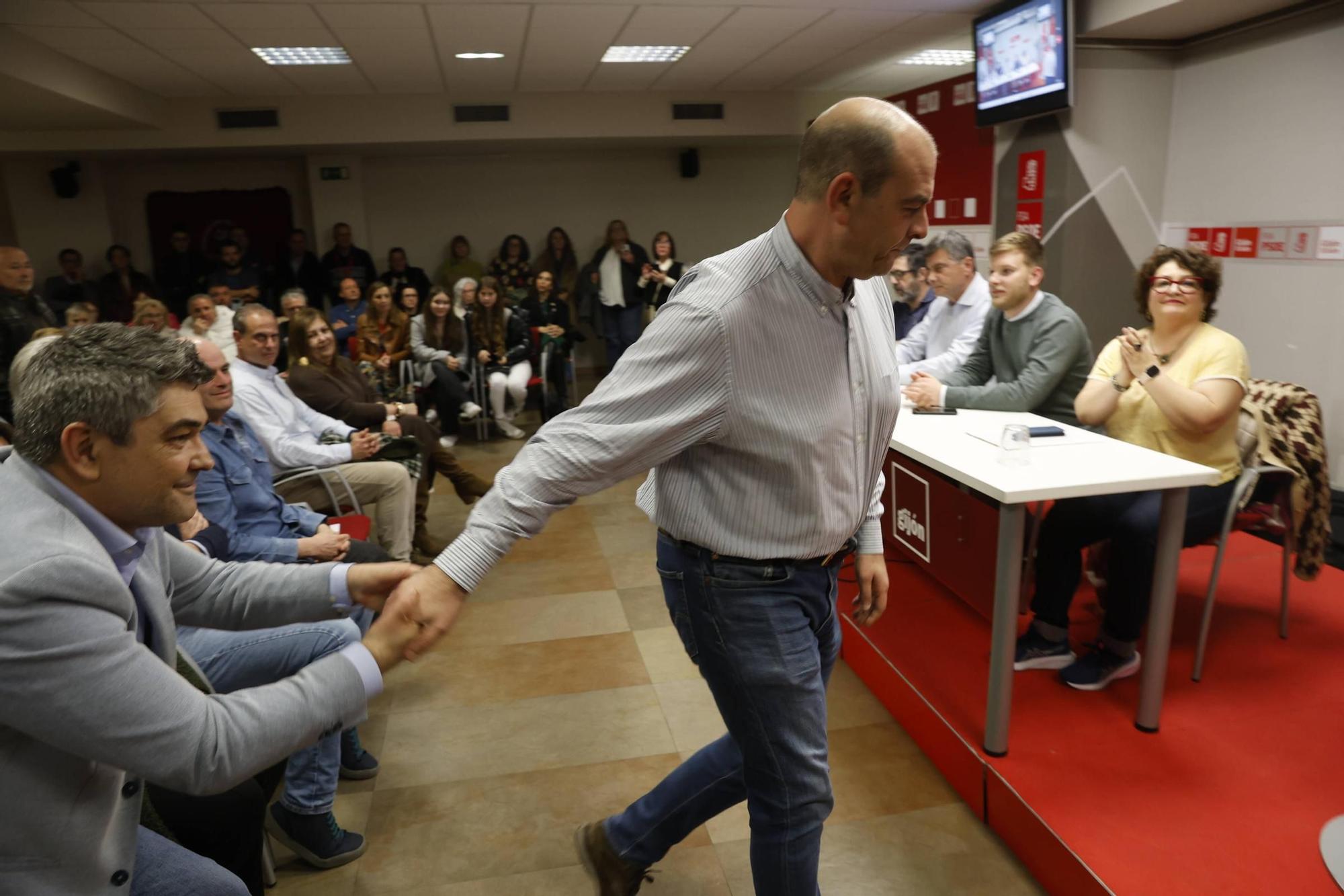 La victoria de Monchu García como secretario general del PSOE de Gijón, en imágenes