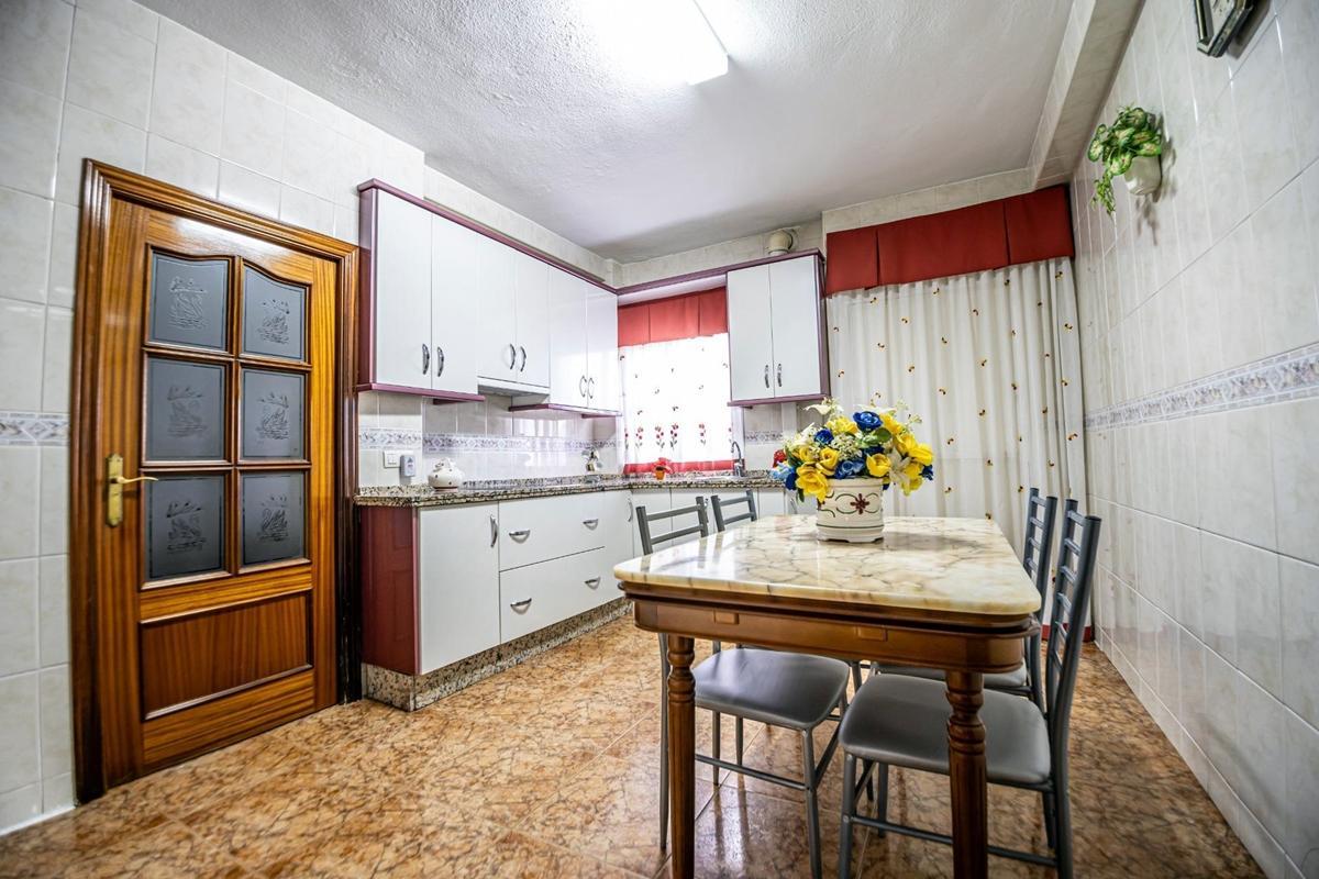 Una de las cocinas del inmueble de Villarrubia.