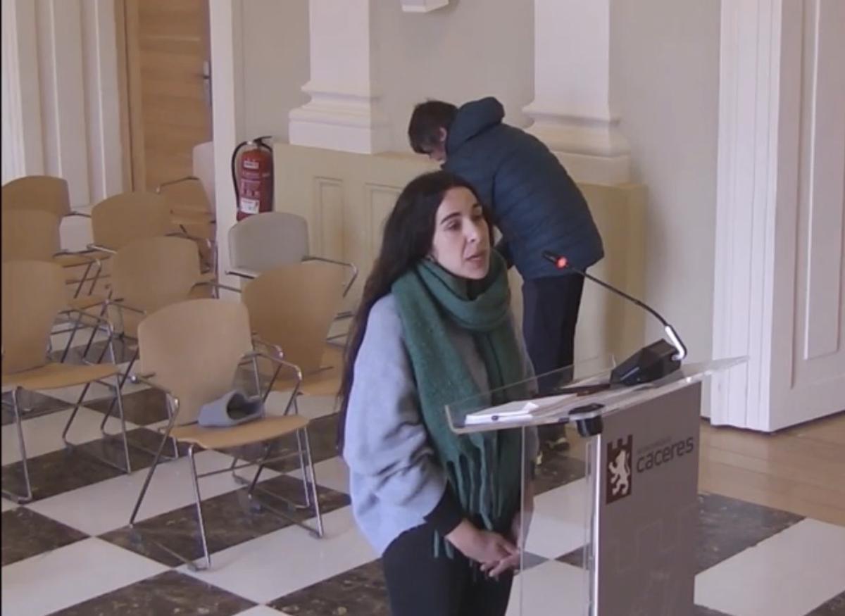 Marí Escarmena en el pleno de este jueves.