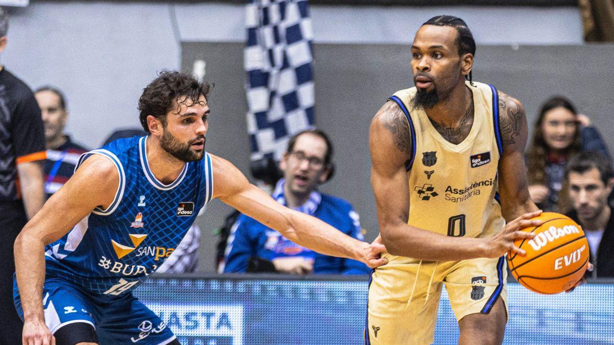 Kevin Punter y Raul Neto, en el Burgos - Barça de la primera vuelta
