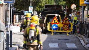 Confinats veïns i una escola davant el Gran Via 2 de l’Hospitalet per una fuga de gas en unes obres