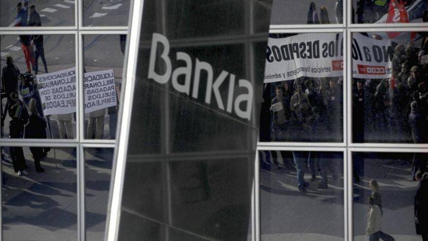 La CNMV suspende la cotización de los títulos de Bankia
