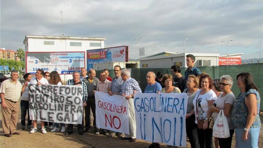 Piden la paralización de la gasolinera de Fidiana