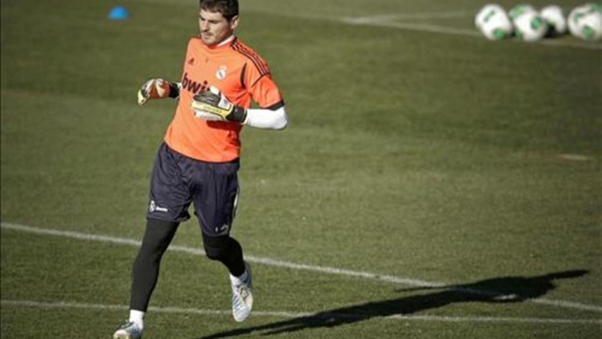 Casillas, en un entranamiento.