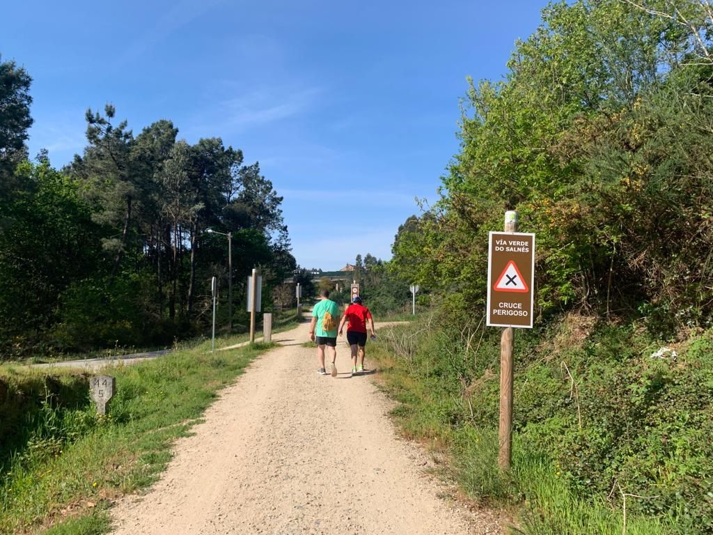 De caminata por la Vía Verde de O Salnés