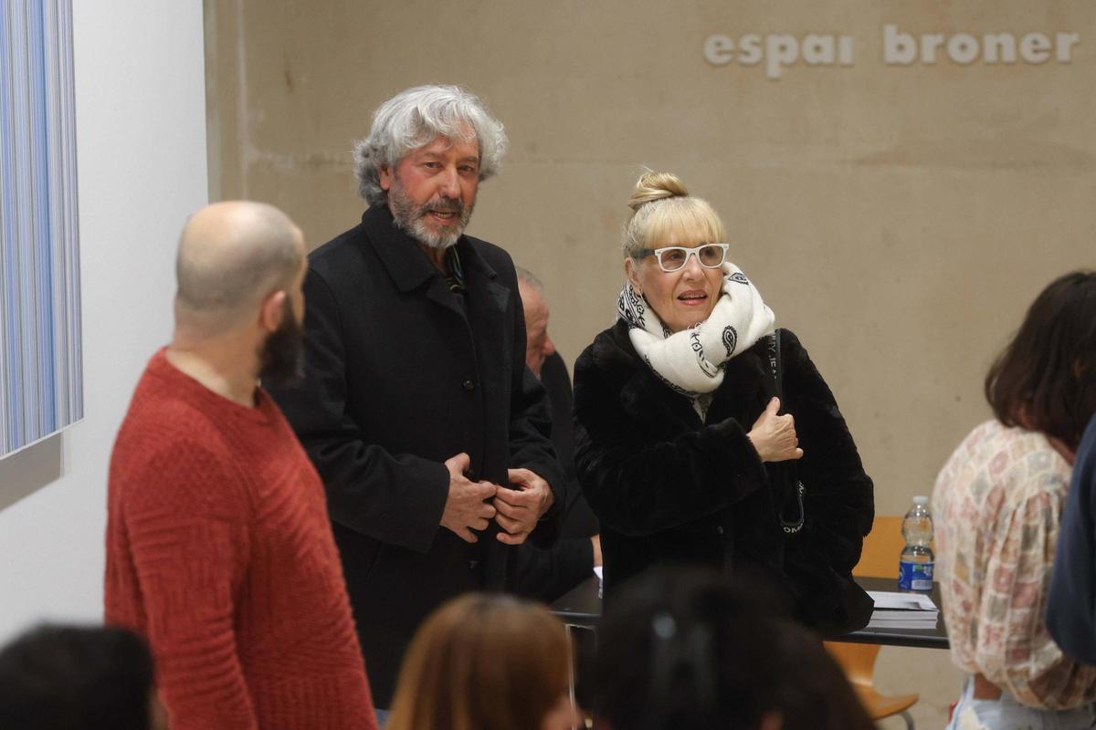 Pedro María Asensio presenta su reflexión crítica sobre el urbanismo de Ibiza en el Coaib Pedro María Asensio presenta su reflexión crítica sobre el urbanismo de Ibiza en el Coaib