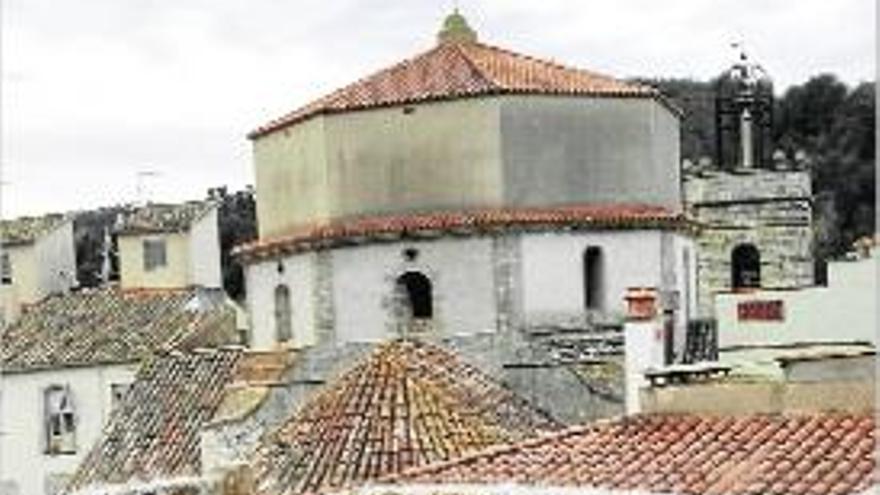 La cúpula que es modificarà per recuperar la del segle XVIII.