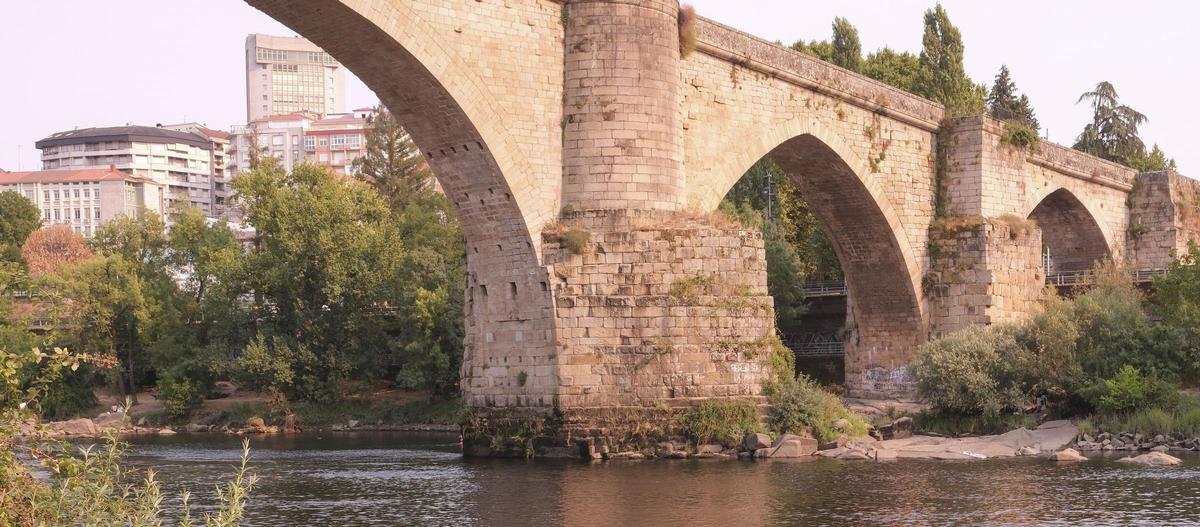 Los hechos ocurrieron en el entorno del Puente Romano de Ourense.