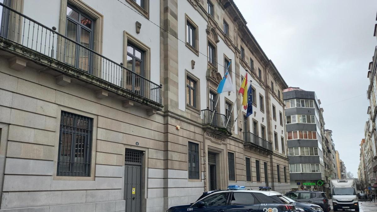 Edificio de la Audiencia Provincial de Pontevedra.