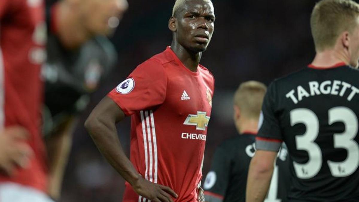 Pogba no acaba de encontrar su sitio en el United