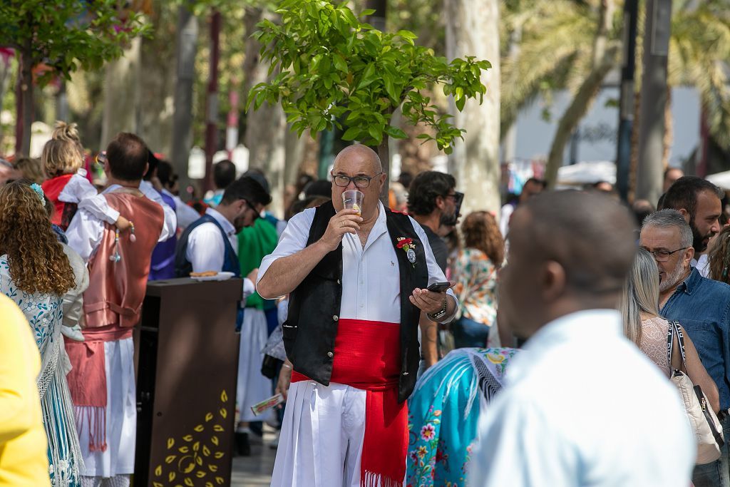 FOTOS | Ambientazo en la calles de Murcia durante el día del Bando