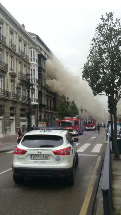 Incendio en la calle Uría de Oviedo