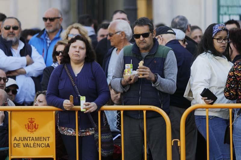 Búscate en la mascletà del 14 de marzo