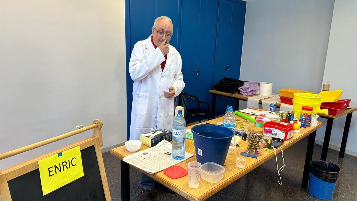 El divulgador Enric Ramiro en una de las actividades organizadas, en una imagen de archivo.