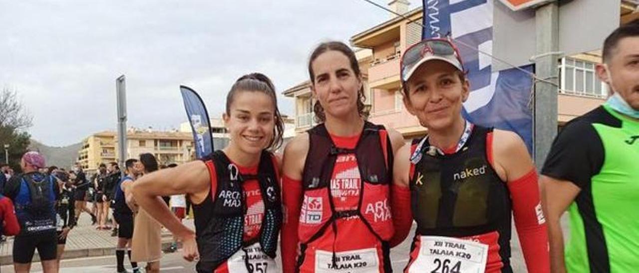 Irati Matas, Lidia Yern y Fátima Blázquez en Alcúdia.