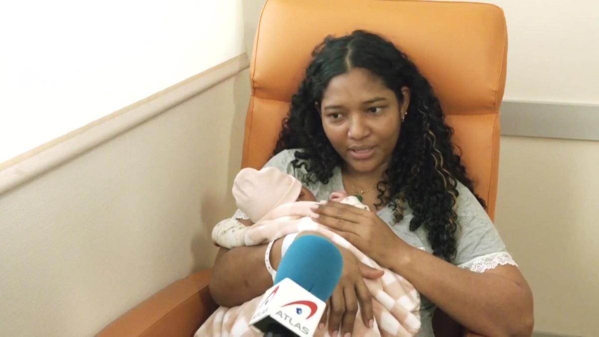 Una madre da a luz en plena calle en Valladolid después de que un taxista se negara a llevarla al hospital