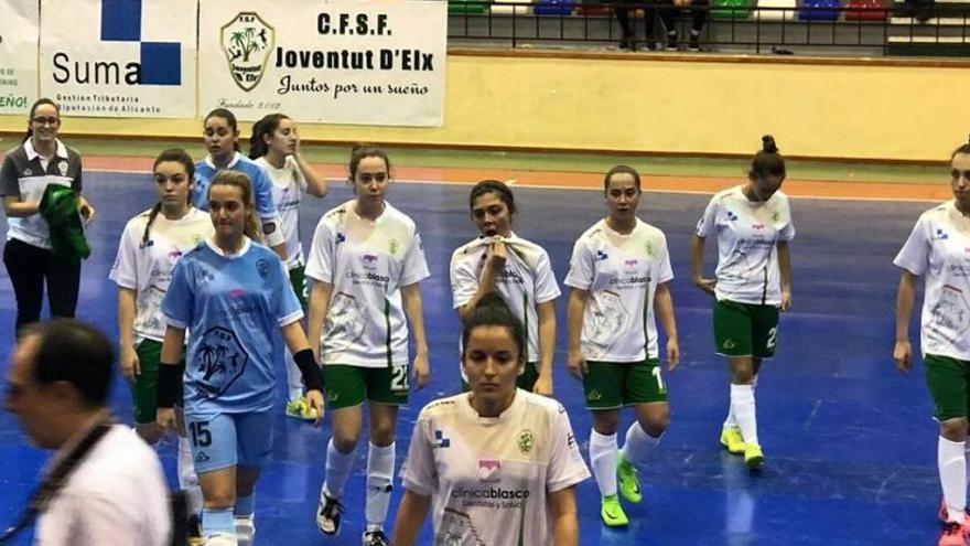 Las jugadoras del Joventut d&#039;Elx a la conclusión del partido