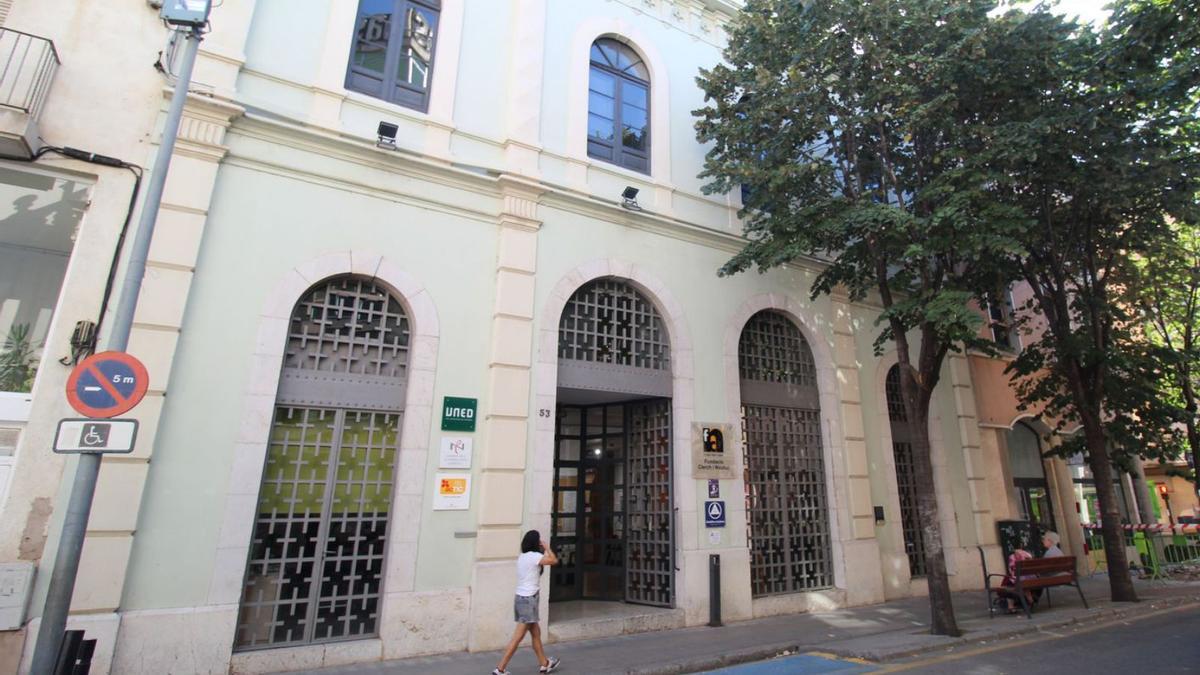 La Uned Sènior Figueres té la seva seu a La Clerch del carrer Nou
