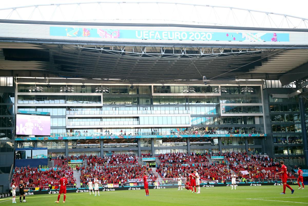 Así se veían las gradas en el homenaje a Eriksen Así se veían las gradas en el homenaje a Eriksen
