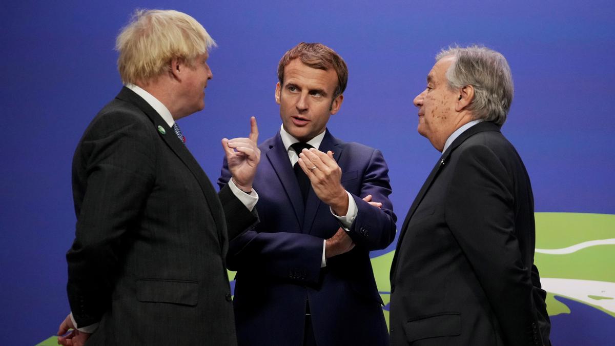 Boris Johnson, Emmanuel Macron y António Guterres.