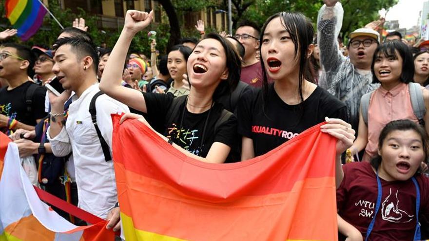 Taiwán estrena la legalización del matrimonio gay en Asia