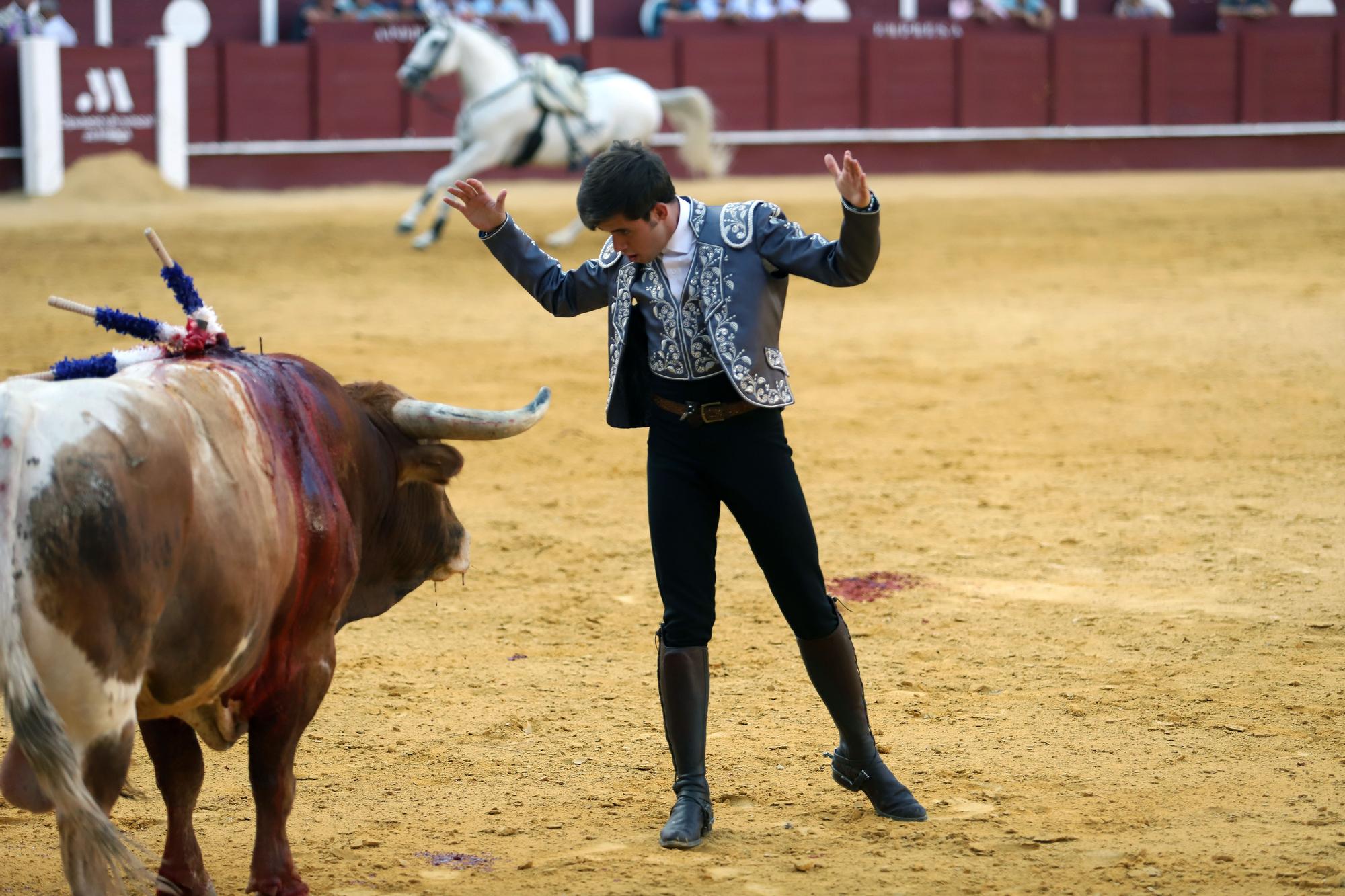 Rejones en la Feria de Málaga: Guillermo Hermoso y Ferrer Martín, doble Puerta Grande en Málaga