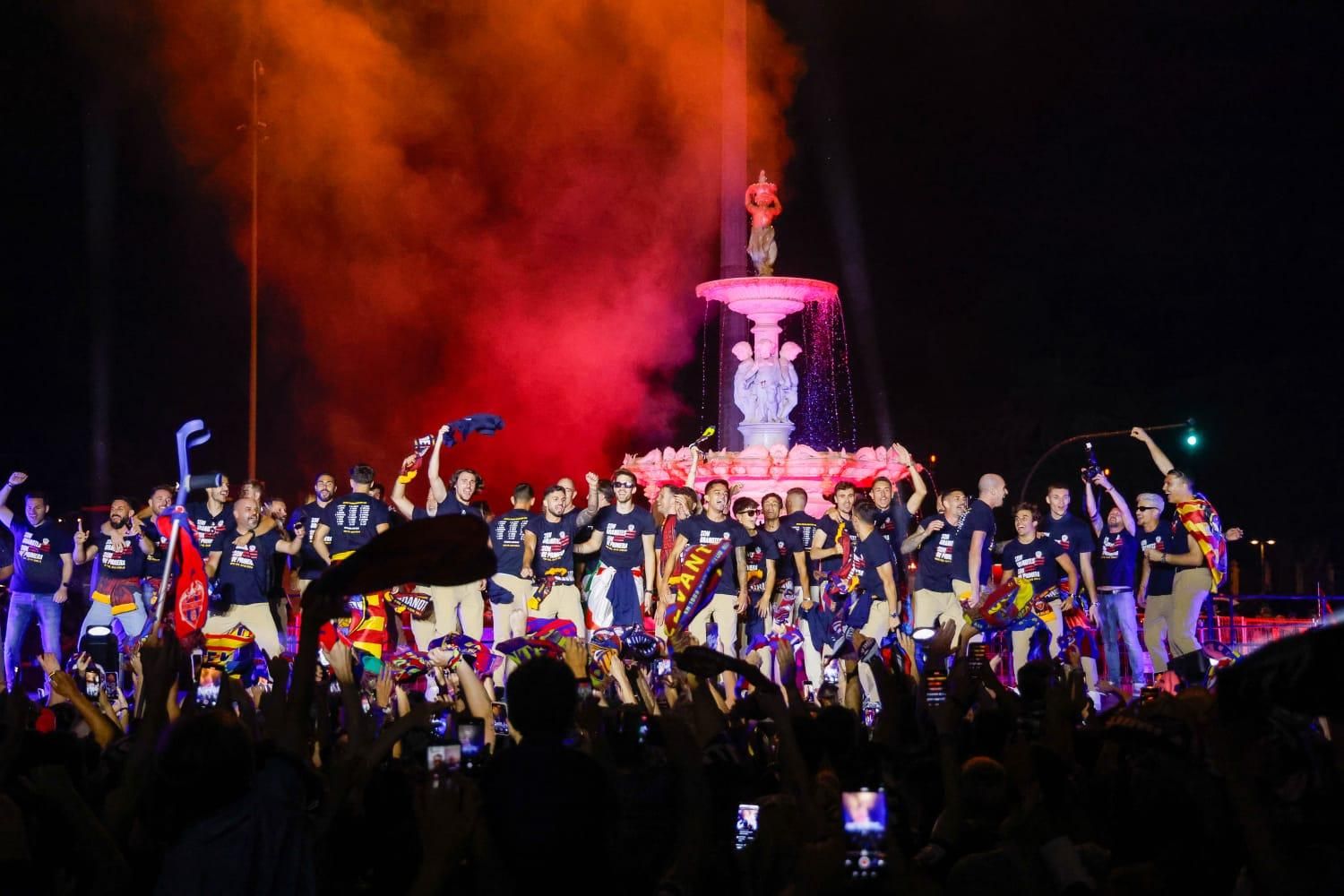 La celebración del ascenso del Levante UD, en imágenes