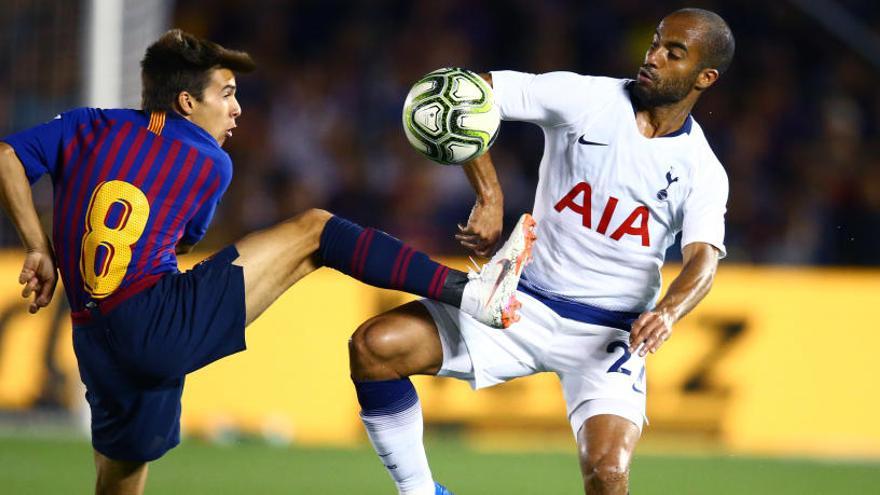 El petit jugador en el seu primer partit amb el Barça.