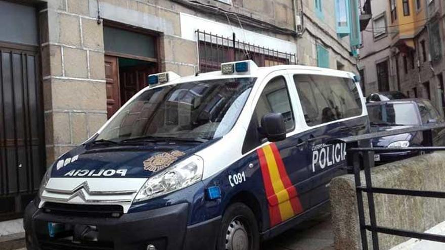 Redada policial antidroga en Vigo // A.Irago